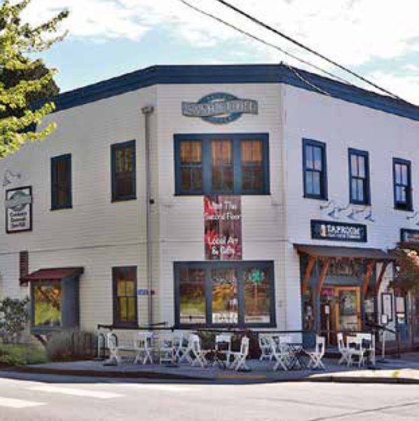 Modern photo of the historic Bayview Cash store.